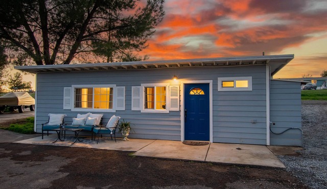 Charming Winchester Guesthouse near Wine Country