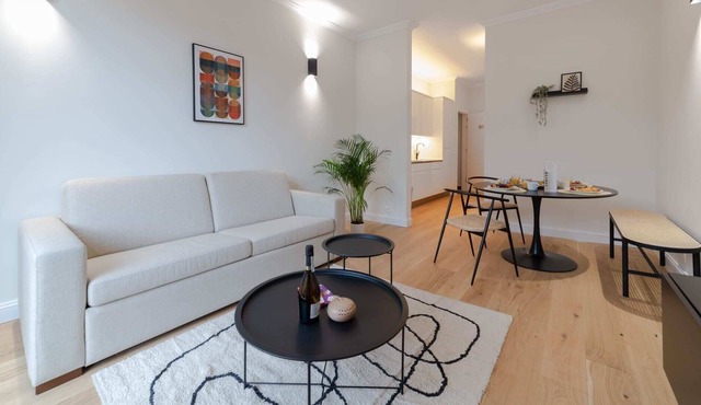 Chatelain VI - One Bedroom Apartment, Sleeps 4 in Brussels