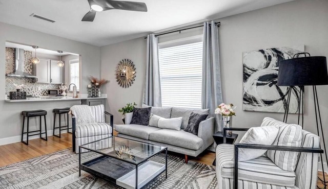 Chic Riverfront Apartment in Downtown San Marco