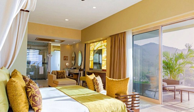 Christmas week! Amazing Mtn Unit: 3 Bdrm Suite: Available December 20-27, 2025