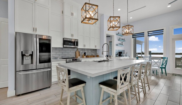 Cielito Lindo Private Home in The Shores Subdivision Bayside