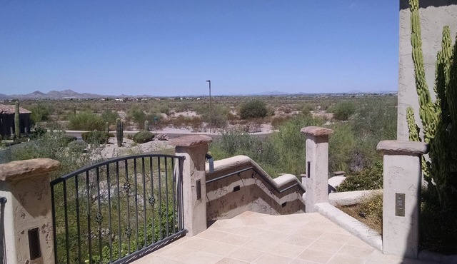 Come And Enjoy A Wonderful Stay In Beautiful Goodyear Arizona !