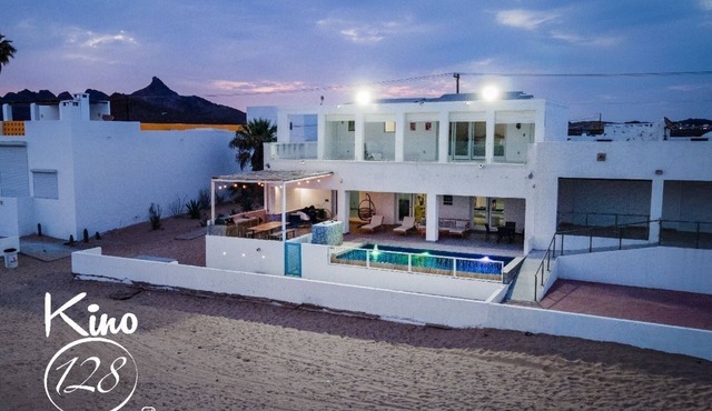 Come and visit “La Casa del Mar” at the beautiful calm beach at Kino Bay,Sonora