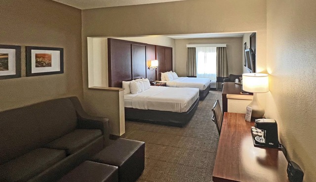 Comfort Suites Peoria Sports Complex