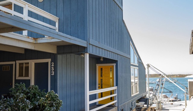 Comfortable Waterfront Home in Morro Bay - 30 nights or longer