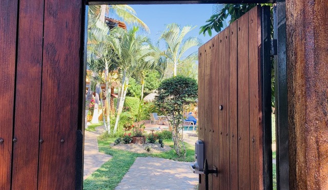 Comfy Studio for couples w/kitchen, pool, 1min walk to Zicatela beach