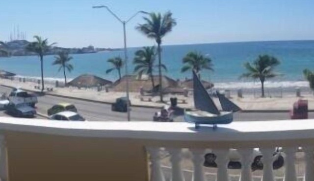 Condo Ari 620