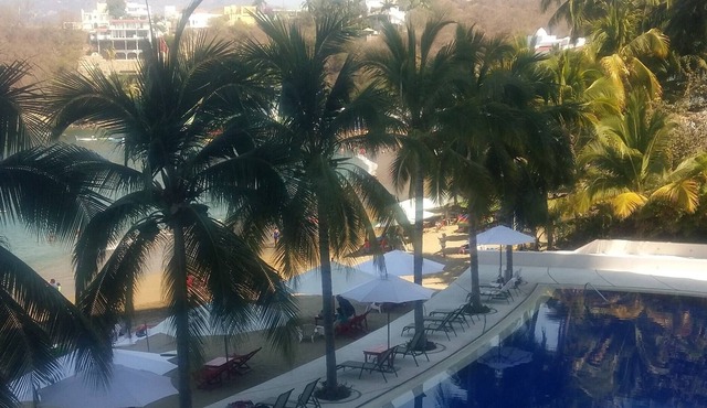 Condo Galapagos~The Best Beach in Manzanillo! La mejor playa de manzanillo!