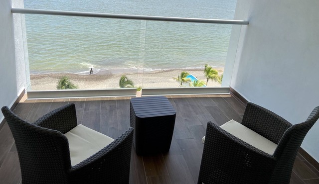 Convinient Location Studio with Beautiful Views