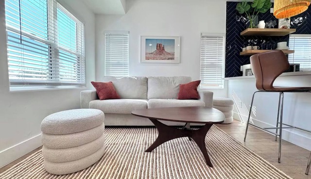 Coronado Historic Casita · King Bed · Private Yard · Phoenix