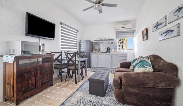 Cozy 2-bedroom apartment with AC, WiFi in charming Cabo San Lucas