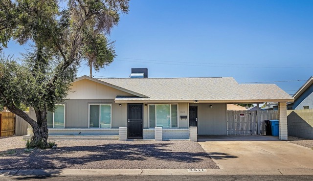 Cozy 3BR House Near Attractions & Shopping