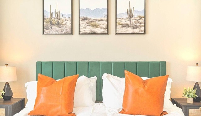 Cozy Cactus | Pool & Games I Near Stadium & Golf
