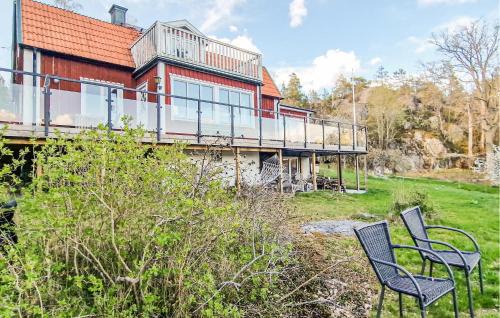 Cozy Home In Värmdö With Sauna