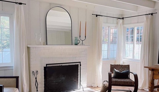 Cozy Old World Charmer 4BRM/Sleeps 8 Pet Friendly