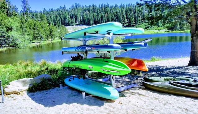 Cozy Pinecrest-Dodge Ridge Area Summer/Winter Fun Resort with King-Size Bed!