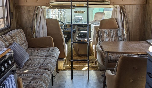 Cozy Retro Camper - Enjoy the Cool Arizona Weather