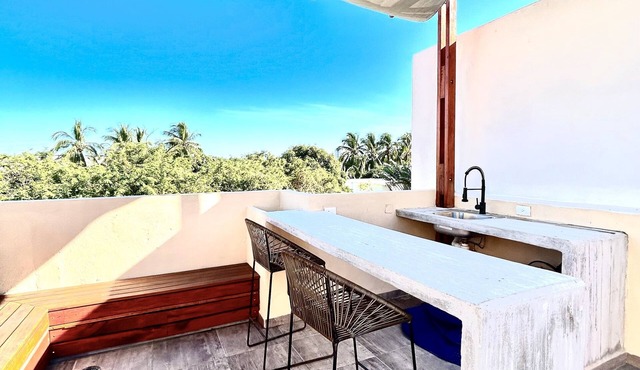 Cozy villa with private jacuzzi 5 min from the beach!