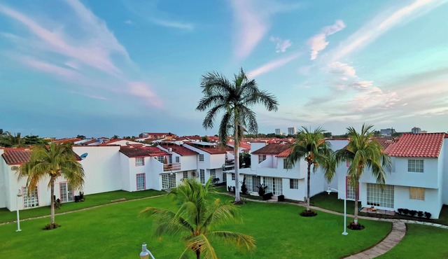 Cozybeautiful house near to the beach