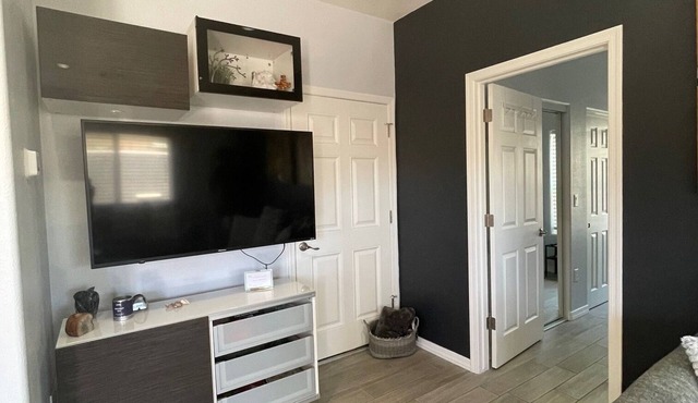 Cristina's Casita: 1-bedroom cottage in sunny Lake Havasu City