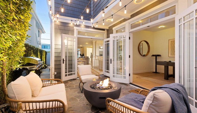 Crystal Cove by AvantStay | Gorgeous & Charming Newport Home!