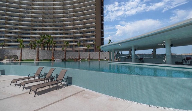 Cutting-Edge Luxury and Spectacular Views of the Sea of Cortez
