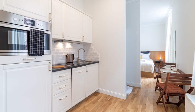 Dansaert VI - Studio Apartment, Sleeps 2