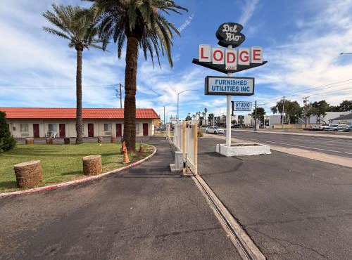 Del Rio Hotel O near Mesa Downtown