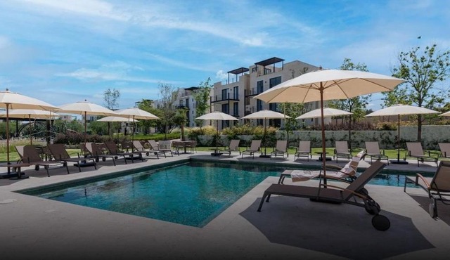 Deluxe Design Condo, San Miguel