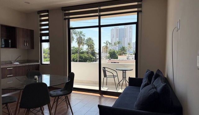Depa A few blocks from the Beach and Golden Zone ByGPS