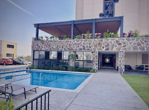 Departamento Completo con Terraza, Alberca y Gimnasio