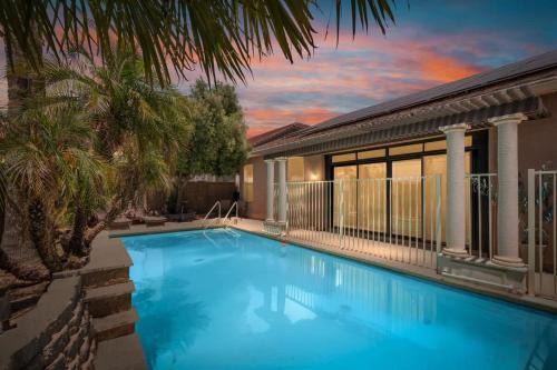Desert Breeze Nice Pool Villa