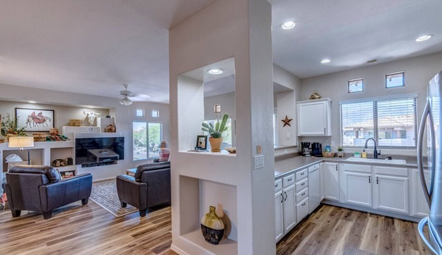 Desert Dream Condo | Mountain Views | Peaceful