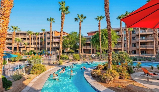 Desert Escape: 2x2BR condos w/Pool, Hot Tub & Spa