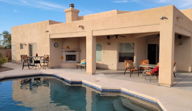 Desert Oasis - 4BR/2BA Home with Pool & Spa