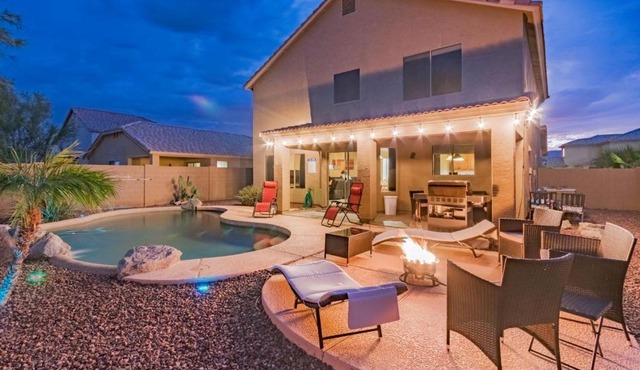 Desert Oasis Amazing Pool Waterfall Firepit Office