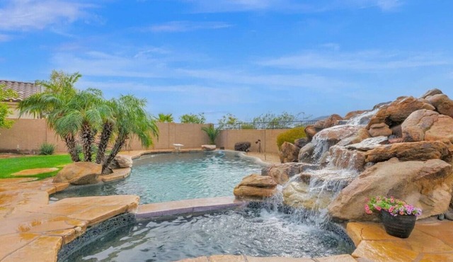 Desert Retreat|Game Room Heated Pool Gym & Hot Tub