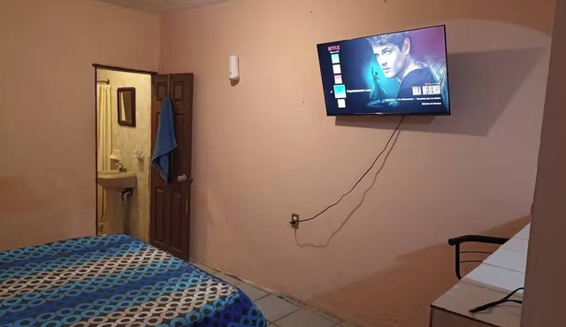 Detached Mini Apartment between Estadio/Fundidora airport