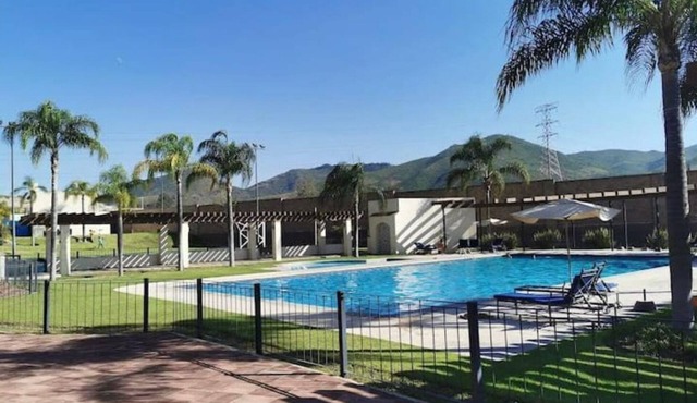 Disfruta de un Hermoso y Tranquilo Espacio, Acogedora Casa al sur de la Ciudad
