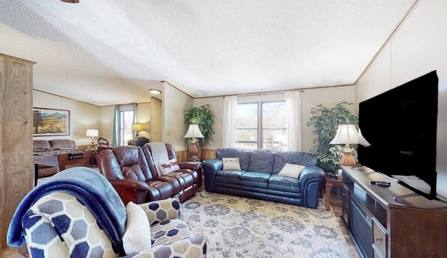 Dog-friendly home with mountain view, foosball, enclosed yard & W/D