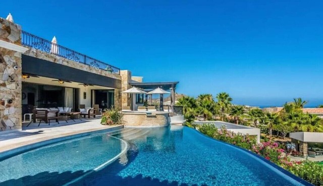 Dos Amigos Golf Villa in Upscale Puerto Los Cabos