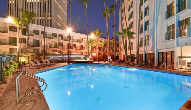 DoubleTree by Hilton Phoenix Midtown