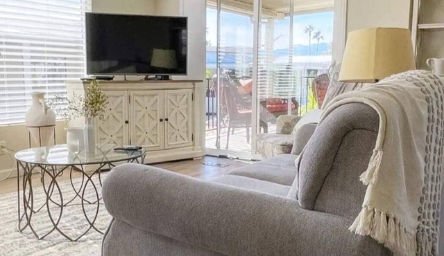 Dreamy, Spacious Home w/ view, Desert Hot Spring