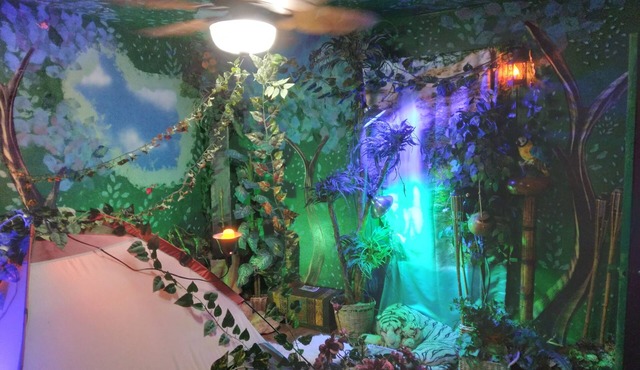 Earthovision Manor