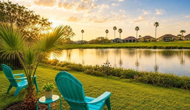 Easy Coastal Lakeside Golf Retreat Pet-Friendly