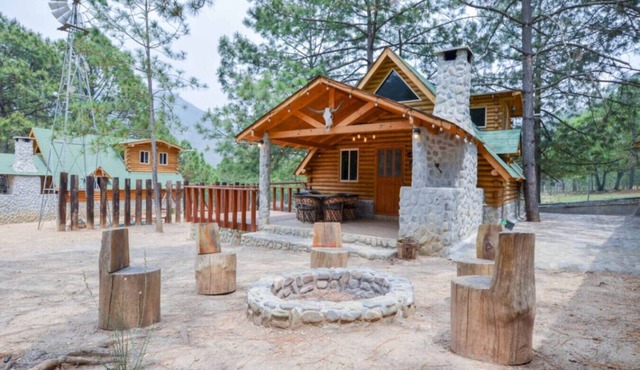 Eclipse Cabin/ideal for family adventures