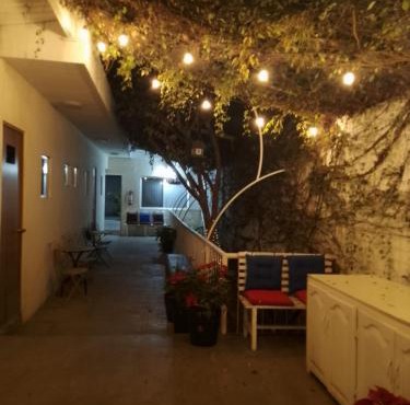 El Cubanito Cafe y hospedaje