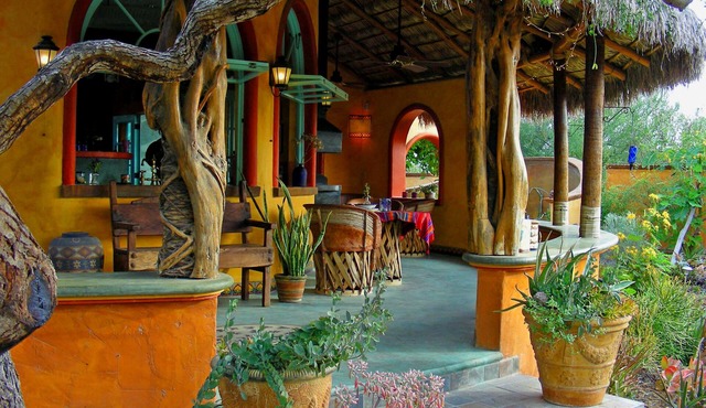 El Encanto - Artful Luxury in a Rustic Setting by the Sea