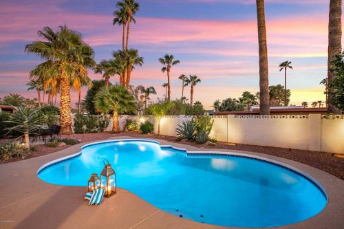 El Sueno Retreat - Pool and Spa Oasis