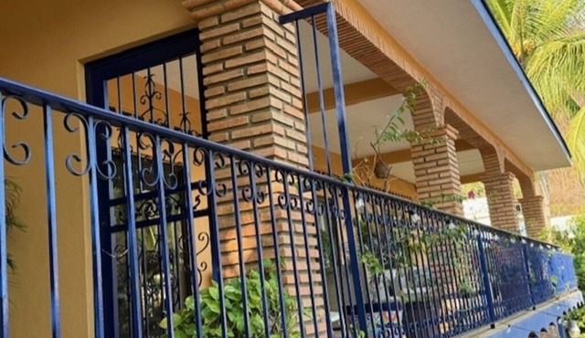 Elena's - Garden 2BR -Jungle Views - Feels like you're living in a Tree House!